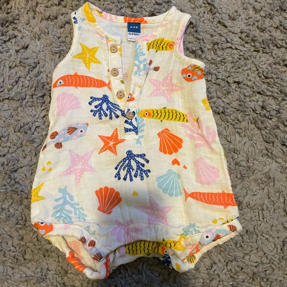 3/$20 Old Navy Fish Romper - Picture 1 of 4